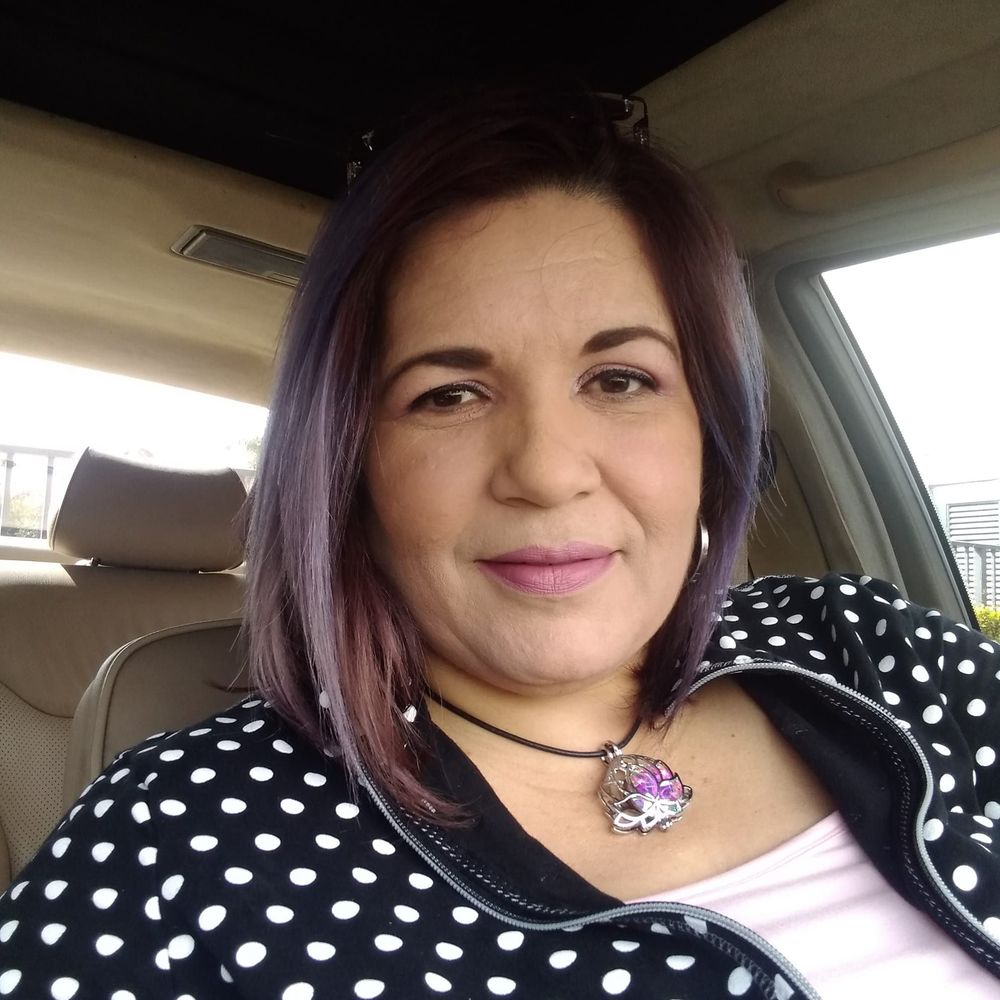 Meet your Posher, Ivee